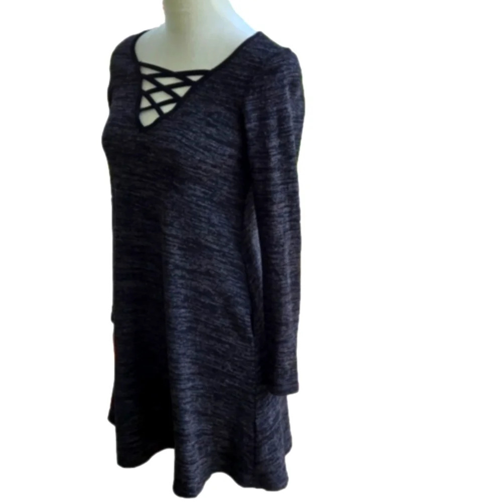 I.N. San Francisco Sweater Dress Women Juniors XS Gray Black Crisscross V-Neck - Picture 3 of 11